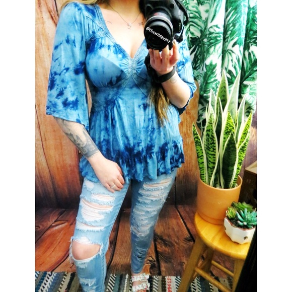 Tie dye ruffled babydoll top 🌿 - Picture 2 of 5